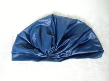 Bonnet turban original simili-cuir wetlook bleu