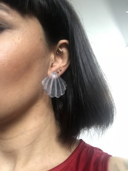 Boucles d'oreilles originales coquillages transparents