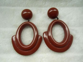 Boucles d'oreilles ovales rétro vintage résine marron