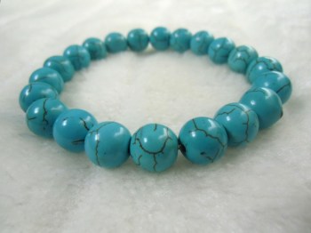 Bracelet rétro pin-up en perles de pierre turquoises