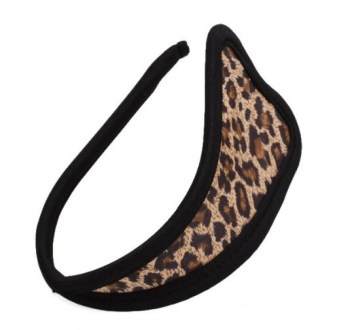 C-string burlesque léopard et 3 paires de cache-tétons