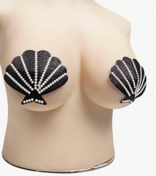 cache-tetons-nippies-coquillages-noirs-perles