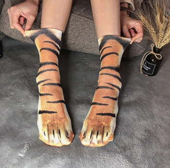chaussettes-originales-pattes-tigre