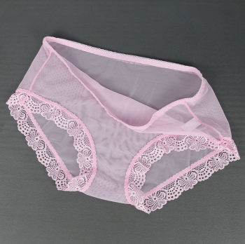 culotte-transparente-rose-finition-dentelle-2