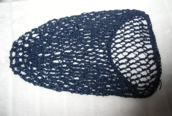 Filet à cheveux snood bleu marine rétro crochet pinups