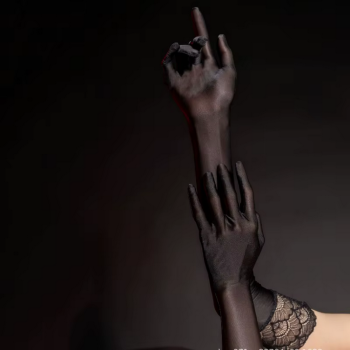 gants-nylon-noirs-semi-transparents-finition-dentelle