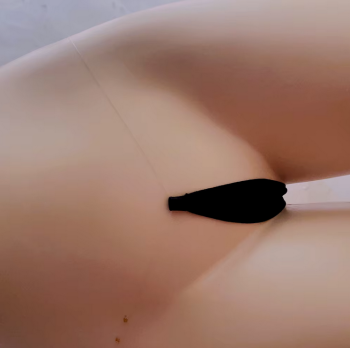 micro-string-minimaliste-noir-sexy-2