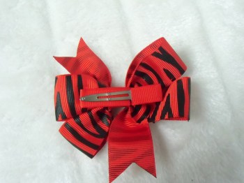 Pince clip à cheveux noeud tissu zébré rouge et blanc